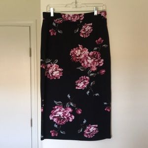 Black Floral Pencil Skirt